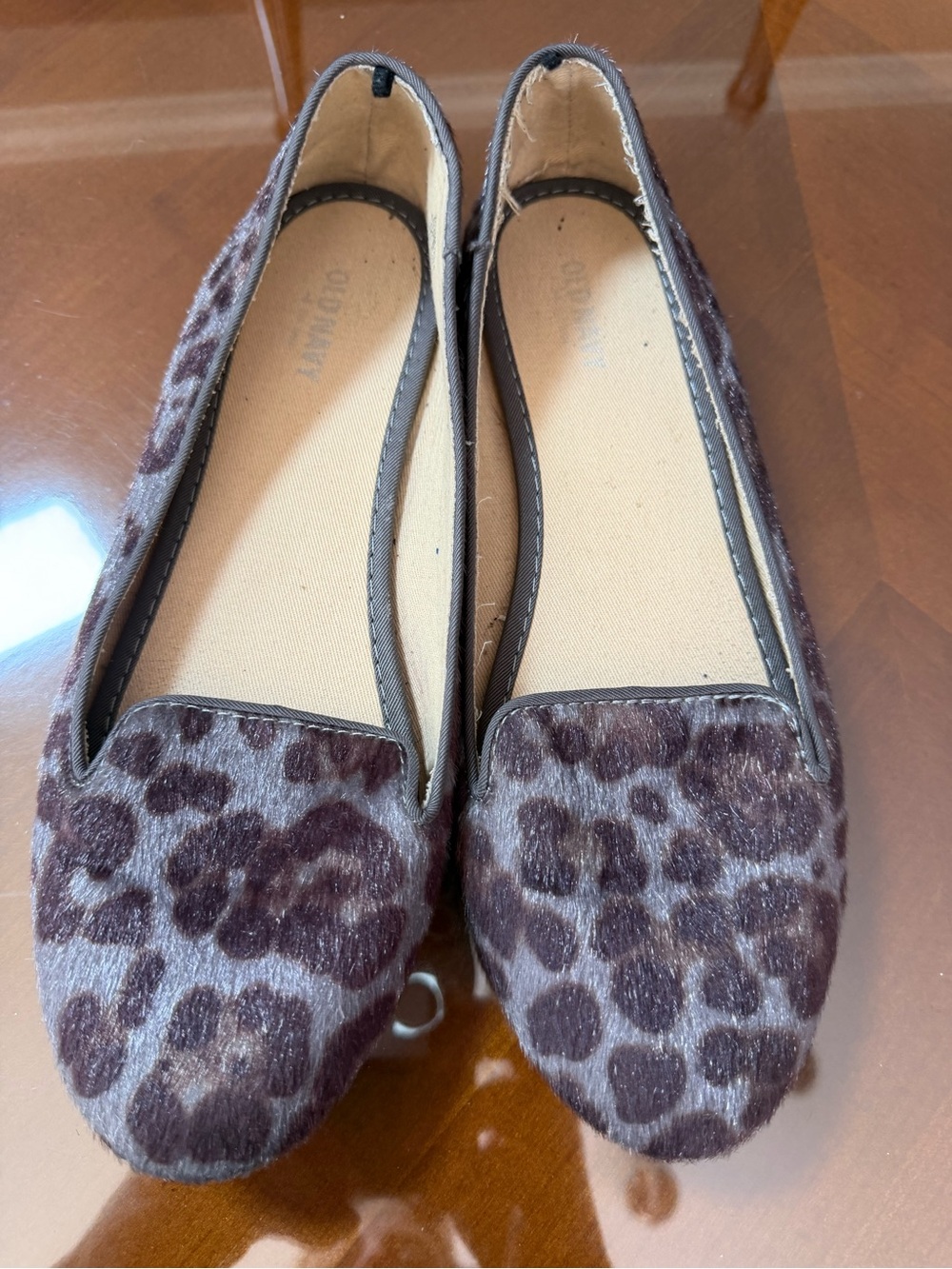 Old Navy Leopard-Print Faux Fur Slip-On Flats in Brown and Tan